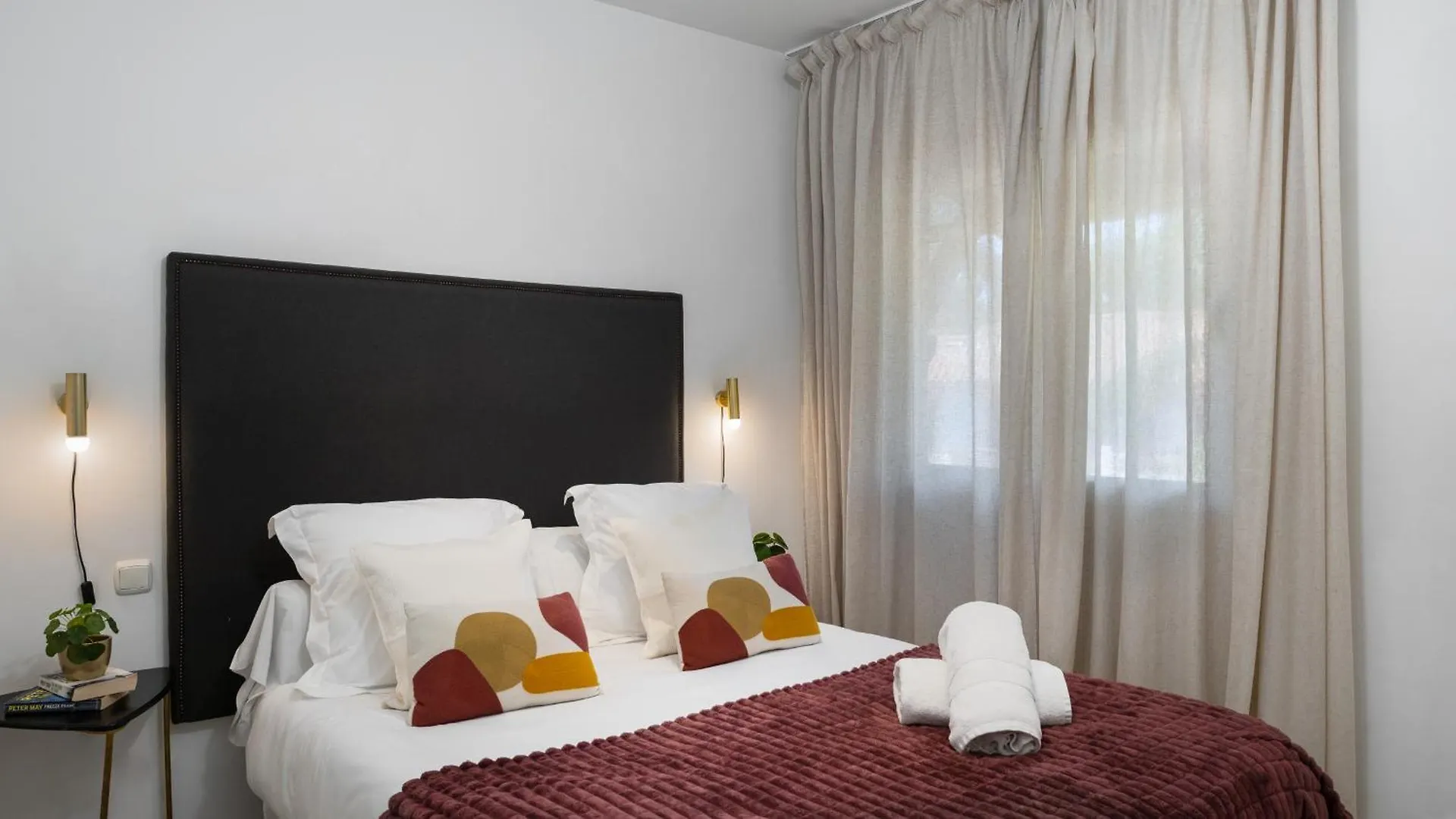 Vacation Marbella - Villa Federer, Old Town With A Big Communal Pool And Andalusian Garden