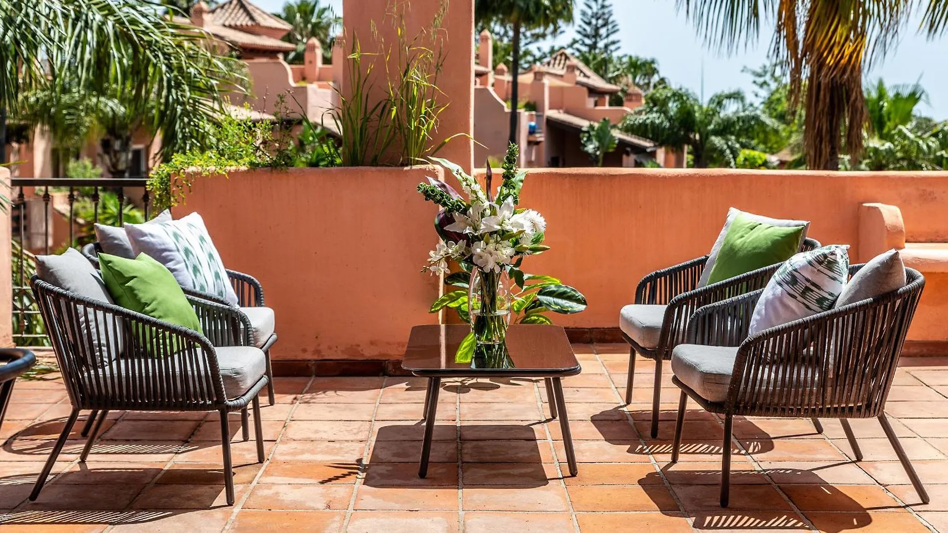 Ferienhaus Vacation Marbella - Villa Federer, Old Town With A Big Communal Pool And Andalusian Garden